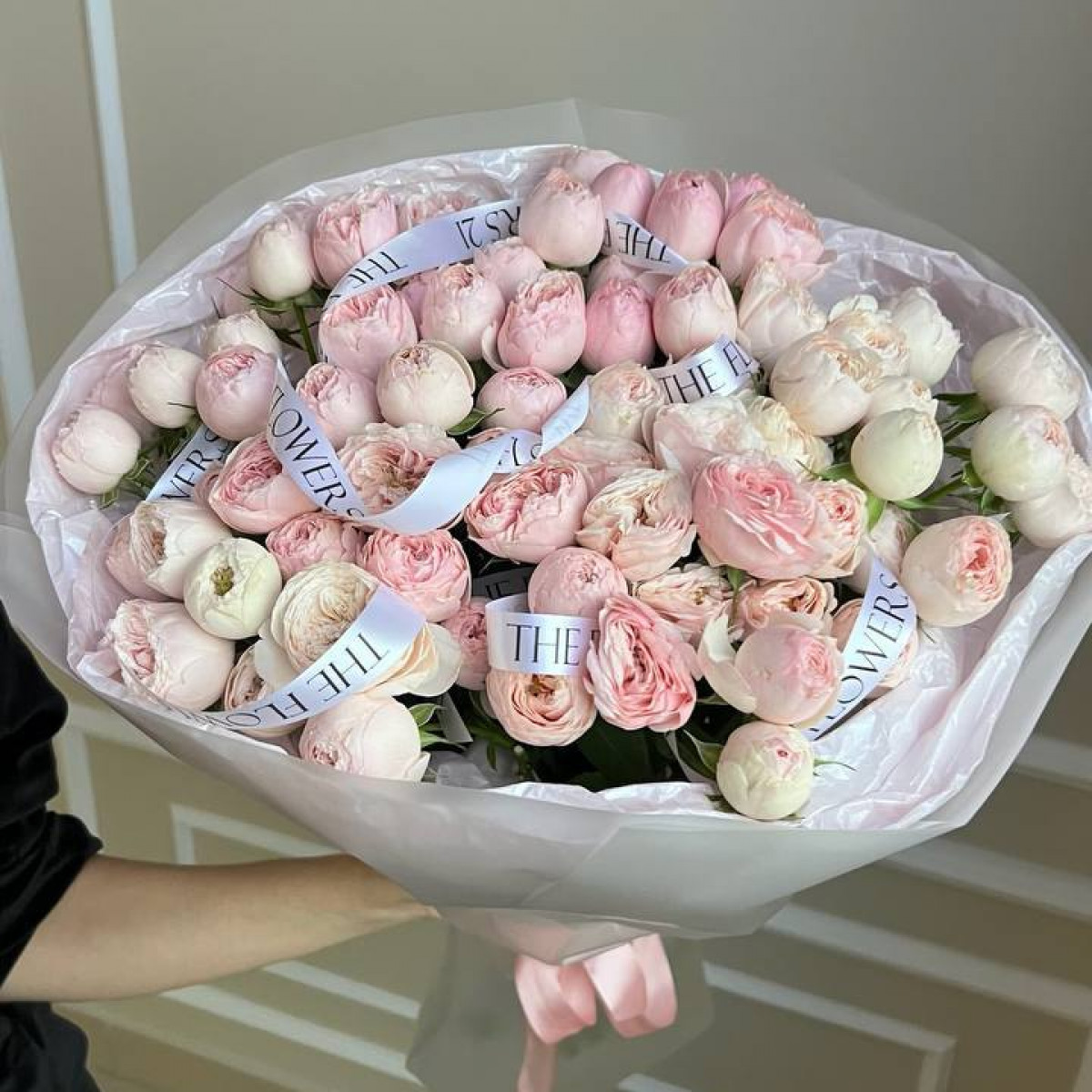 Букет из пионовидных роз